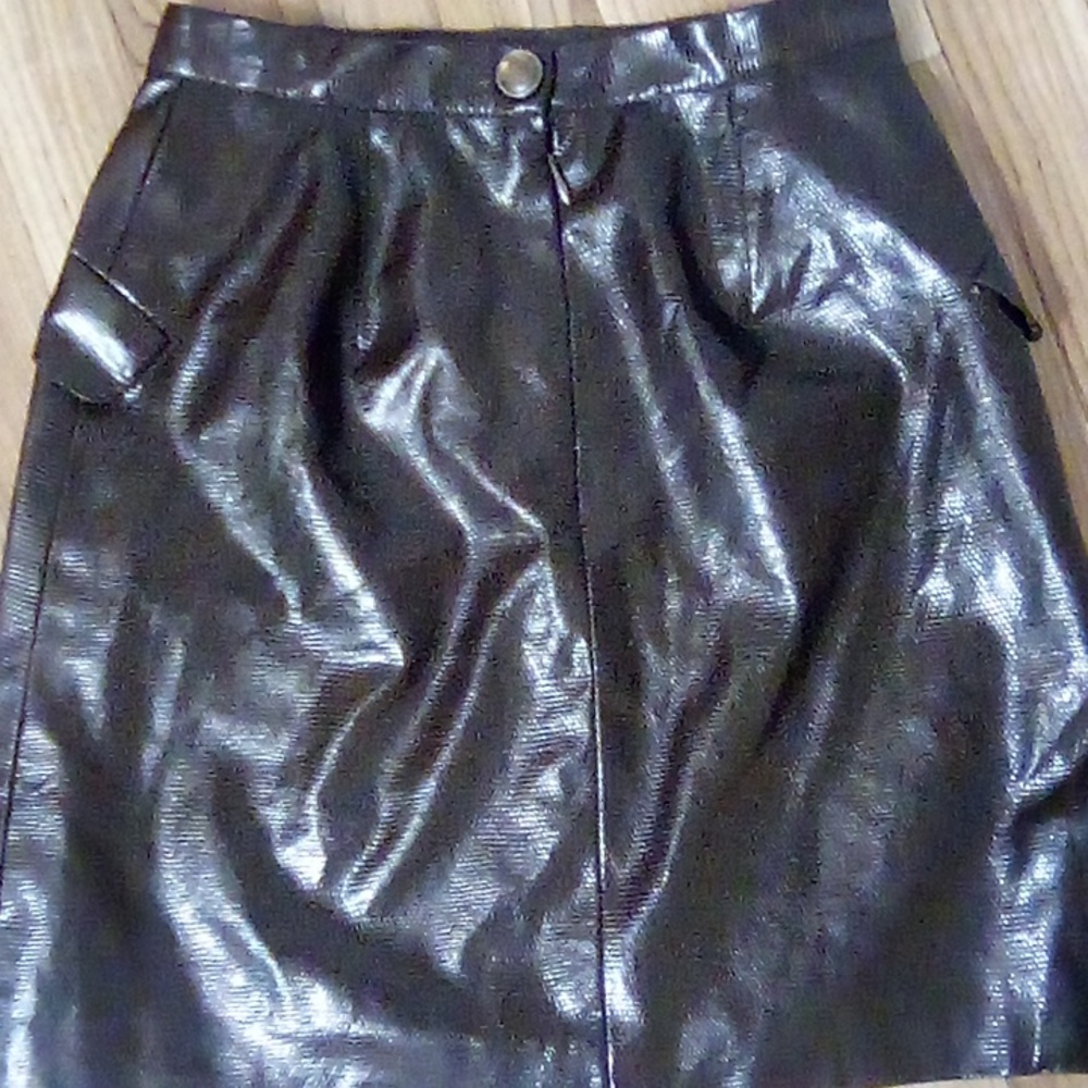 Versace skirt in size 26/40